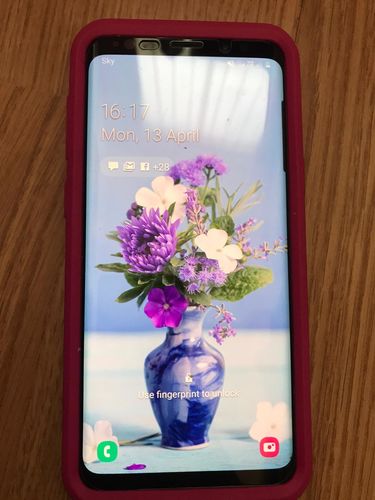 Customer photo review of Samsung Galaxy S9 64GB Purple Unlocked Refurbished Excellent