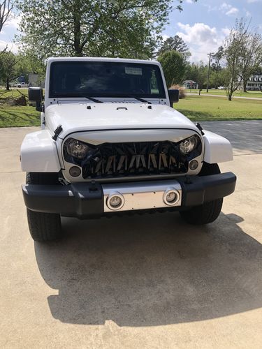 Customer photo review of Shark Grille - Black & White (07-18 Wrangler JK/ JKU)