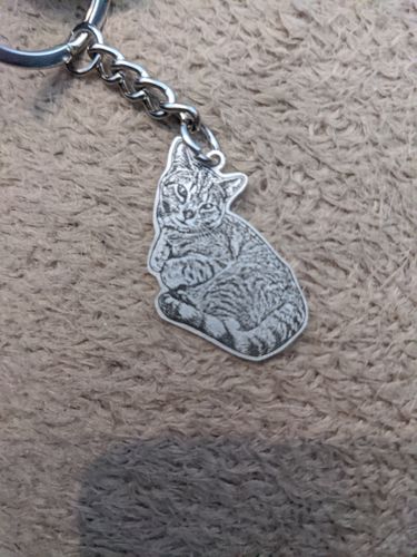 Customer photo review of Silvercut™ Keychain