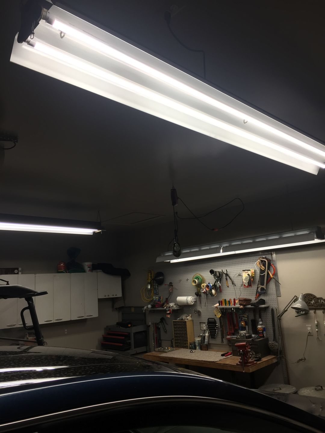 Customer photo review of T8 8ft LED Tube 40W 4800 Lumens Single Pin 4000K Frosted