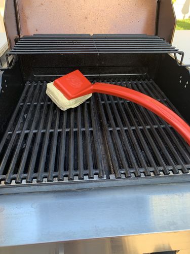 Customer photo review of Just For Me: 1 Brush + 2 Cleaning Heads