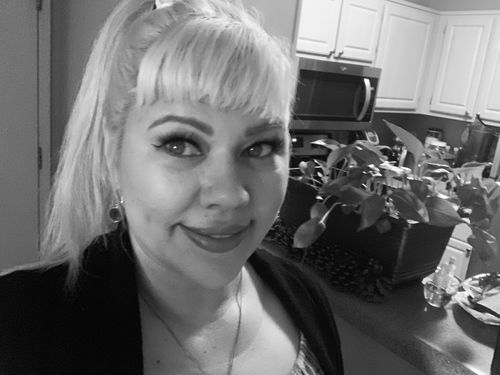 Customer photo review of Ponytail 100% Remy Human Hair One Piece Extensions Platinum Blonde(#60)