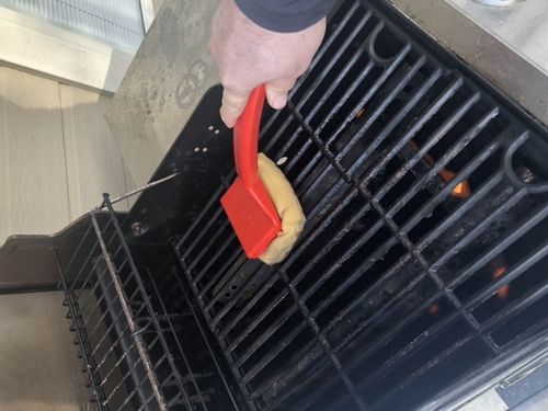 Customer photo review of Just For Me: 1 Brush + 2 Cleaning Heads