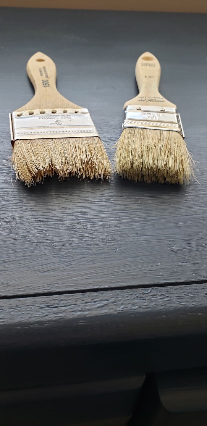 Customer photo review of 1.5″ Flat Paint Chip Brush
