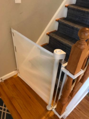 Customer photo review of ModernSafety™ Retractable Gate