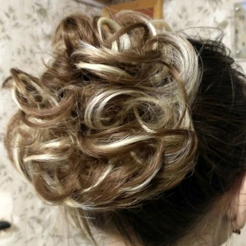 Customer photo review of Le Chignon Effet Décoiffé