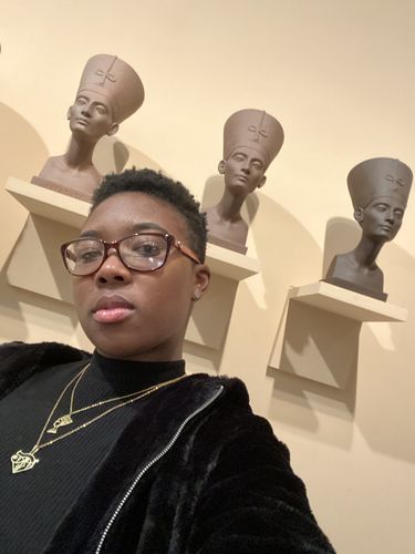 Customer photo review of Eye Am Queen Bundle