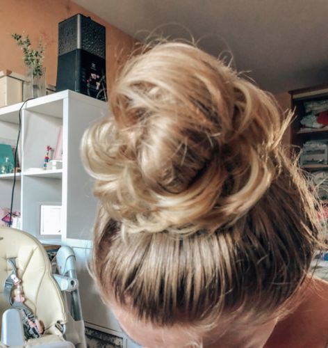 Customer photo review of Le Chignon Effet Décoiffé
