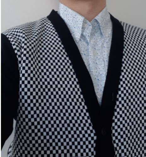 Sebastian K. review of Men's White Floral shirt - Floral 16 image 1 out of 1