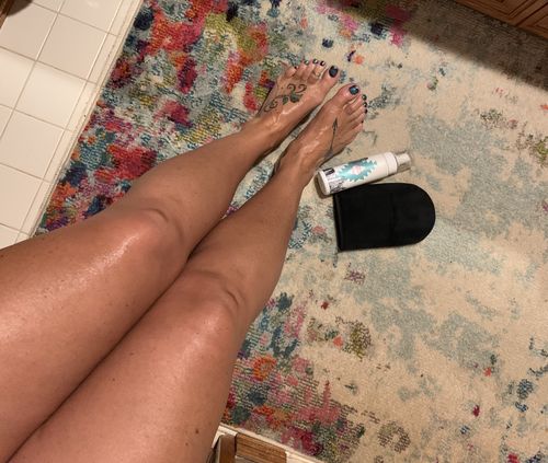 Customer photo review of Desert Bronze Self Tanning Mousse READY TO SHIP!!