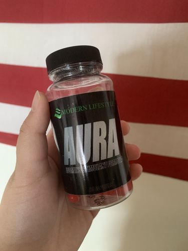 Customer photo review of Aura
