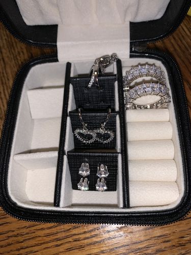 Customer photo review of Mia band