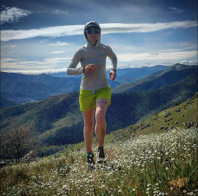 Customer photo review of WOMEN'S RIVER RUN HOODIE