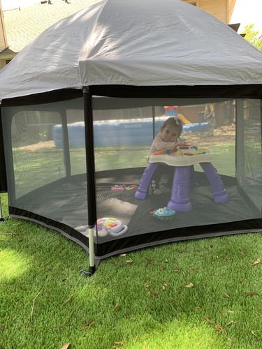 Customer photo review of Pop N' Go® Playpen