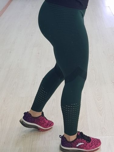 Customer photo review of Ensemble 2 pièces Femme Sexy Sports