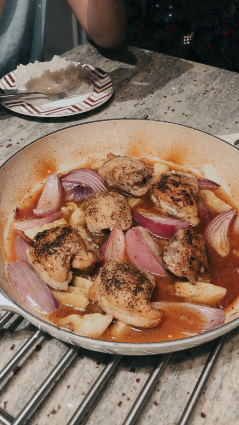 Customer photo review of Le Creuset Signature Cast Iron 3.7 QT (3.5L) Braiser