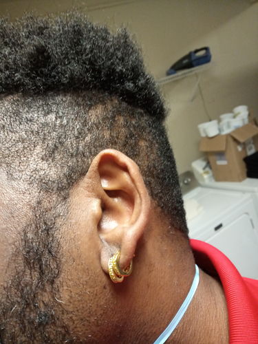 Customer photo review of Canary Lemonade 1 Row Iced CZ Mini Hoop Earrings for Men