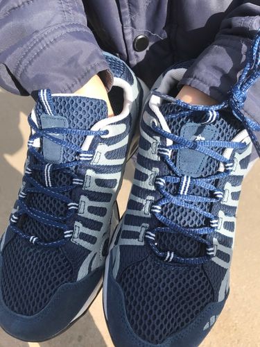 Customer photo review of Antiskid  Outdoor Breathable Lightweight Sneakers