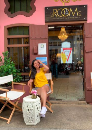 Customer photo review of Comfortable Mesh Slip on Easy Sneakers