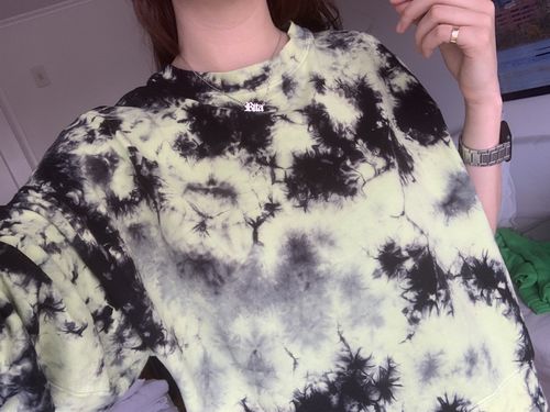 Customer photo review of Neil Sweatshirt