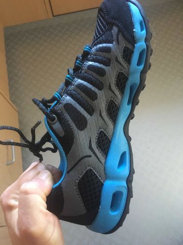 Customer photo review of Antiskid  Outdoor Breathable Lightweight Sneakers