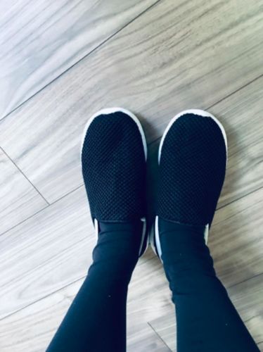 Customer photo review of Air Light Comfortable Flat Sneakers