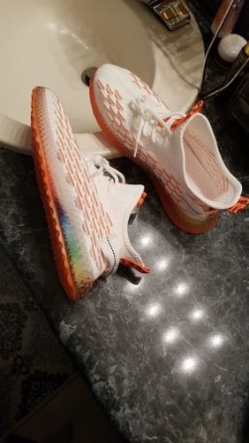 Customer photo review of Rogerin Weiss II Sneakers