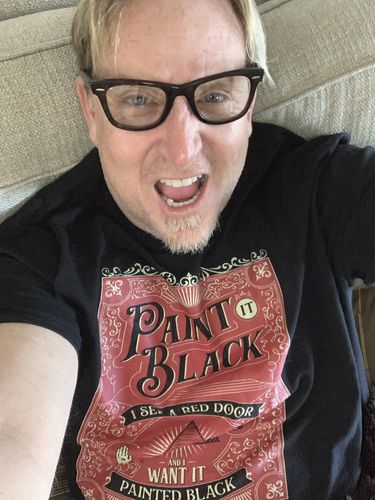 Customer photo review of The Rolling Stones - Paint It, Black! - Men's T-Shirt