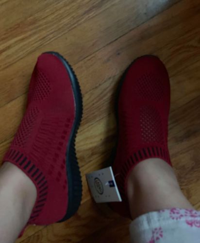 Customer photo review of Comfortable Mesh Slip on Easy Sneakers