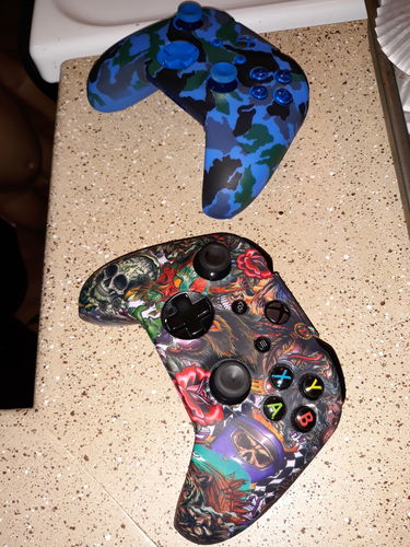 Customer photo review of Marine Blue Camo - XBOX One Controller Skin