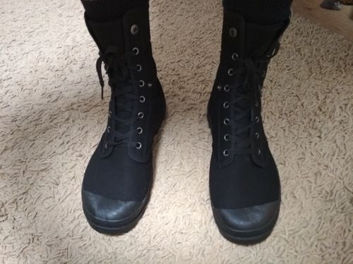 Customer photo review of Outdoor Canvas Mens Military Boots