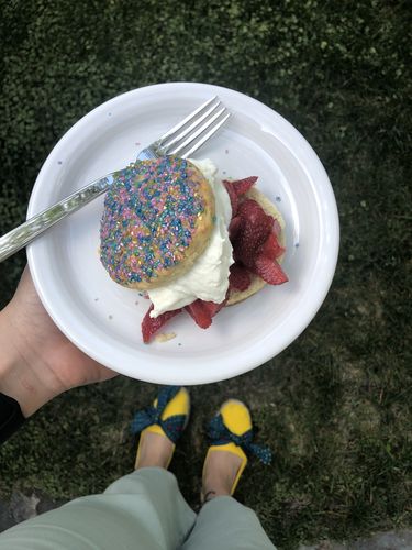 Customer photo review of BABYCAKES