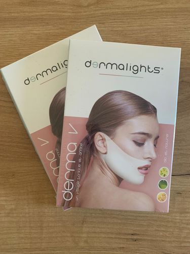 Customer photo review of DermaV™  |  Masque amincissant pour ovale du visage