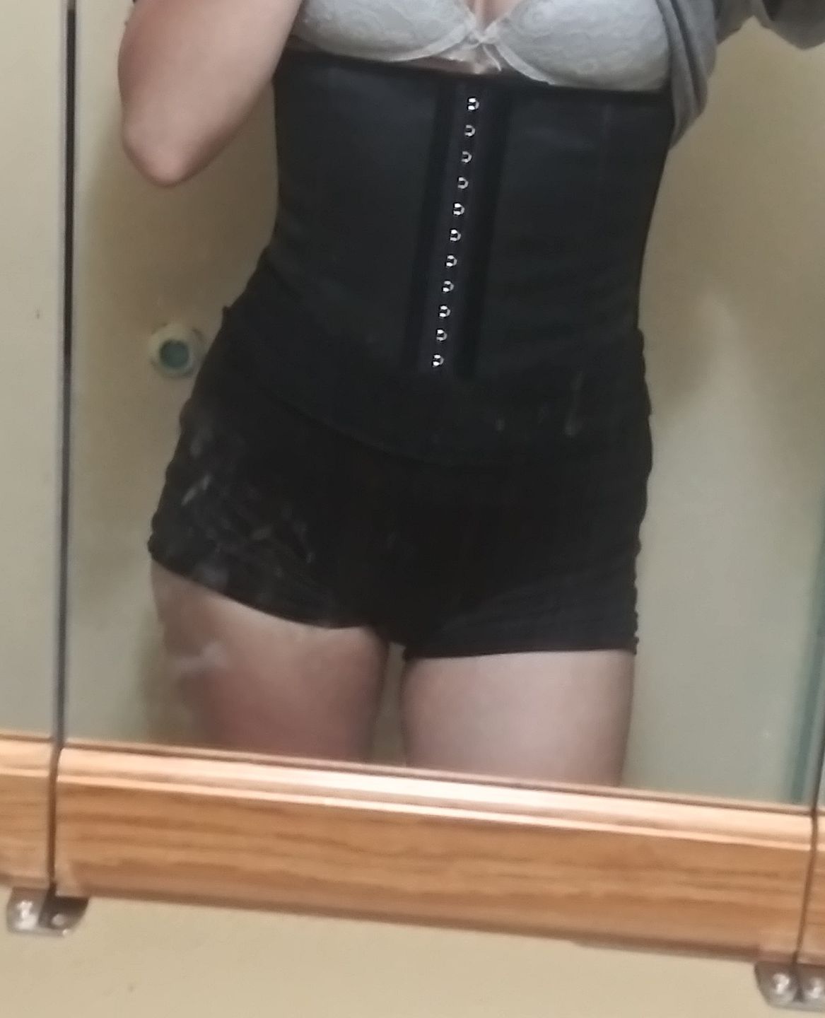 Customer photo review of Original Kim K Waist Trainer