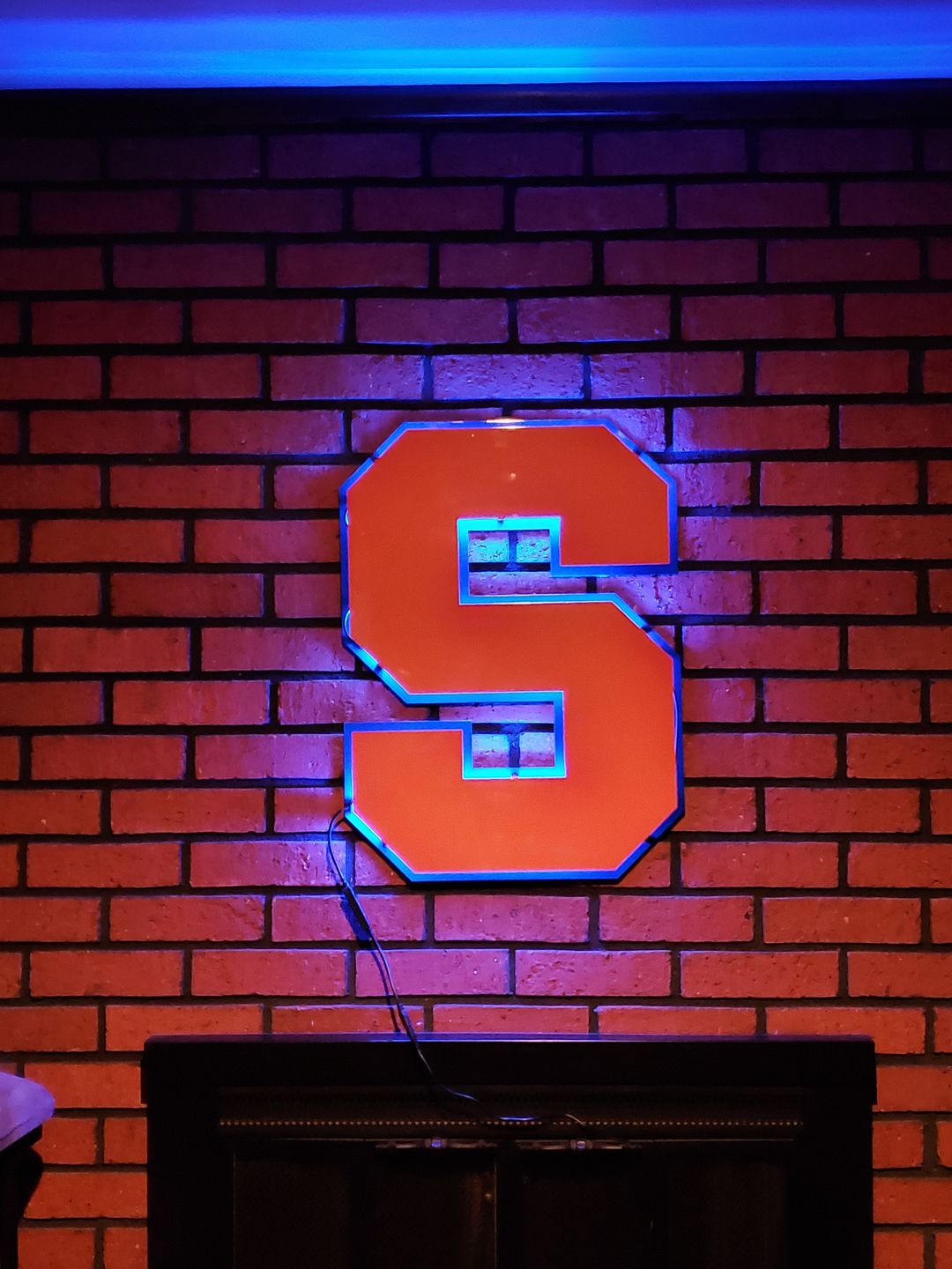 Customer photo review of Syracuse University "S" 3D Artwork