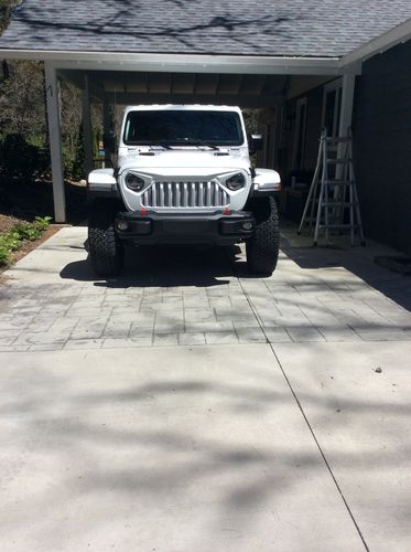 Customer photo review of Vader Grille w/ Mesh - Matte Black (18-20 Jeep Wrangler JL & Gladiator JT)
