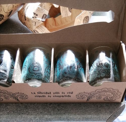 Customer photo review of Om Glass