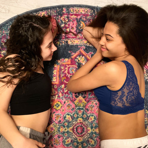 Customer photo review of HUG LACEBACK BRALETTE