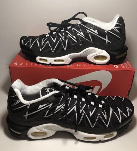 nike tn black shark