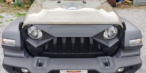 Customer photo review of Demon Grille w/ Mesh - Matte Black(18-20 Jeep Wrangler JL & Gladiator)