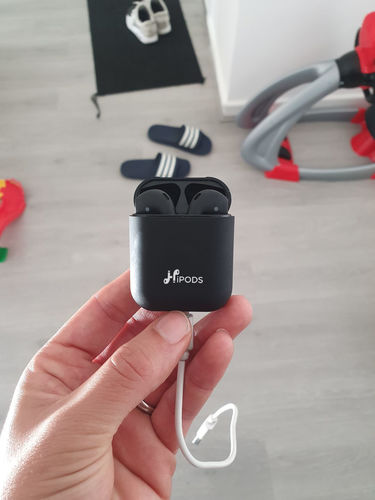 Customer photo review of HiPods Noir