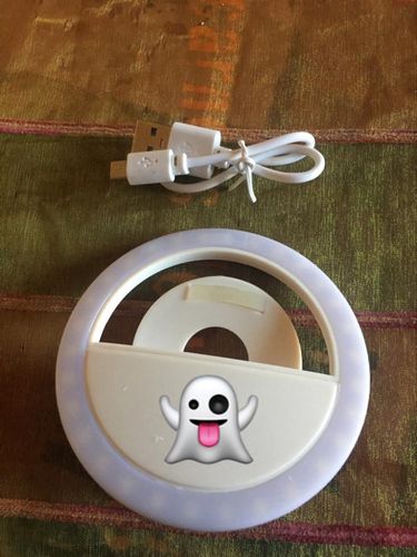 Customer photo review of Clip-on Selfie Beauty Light