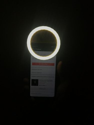 Customer photo review of Clip-on Selfie Beauty Light