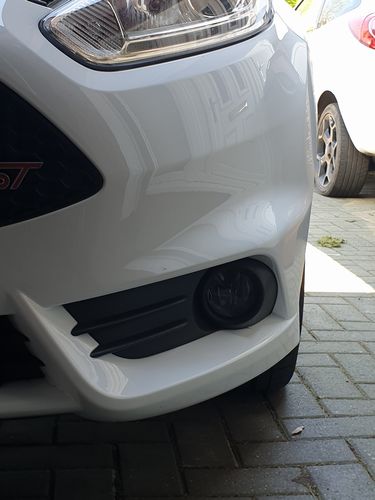 Customer photo review of Fiesta ST180 Fog Light Armour