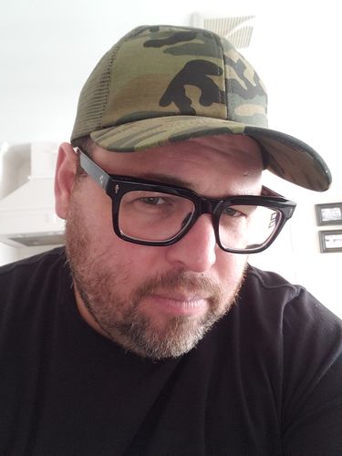 Customer photo review of Big Trucker Hat, Camo