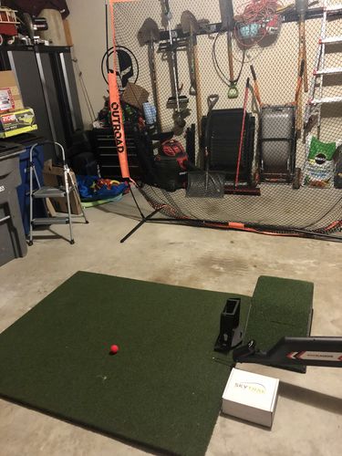 Customer photo review of 7x7 ft Portable Golf Net Driving Net and Mat Bundle Indoor/Outdoor