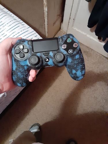 Customer photo review of Blue Skulls