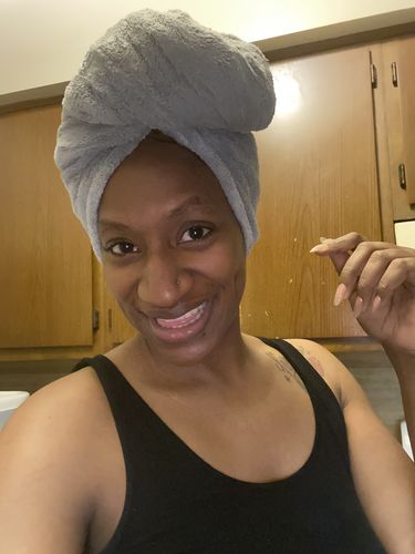 Customer photo review of Entire Peculiar Roots Locs & Natural Hair Box