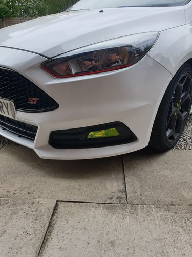 Customer photo review of Focus ST MK3.5 Fog Light Armour