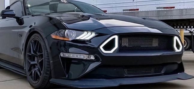 Customer photo review of R Spec Style Grille w/ LED DRL(2018 - 2019 Ford Mustangs)